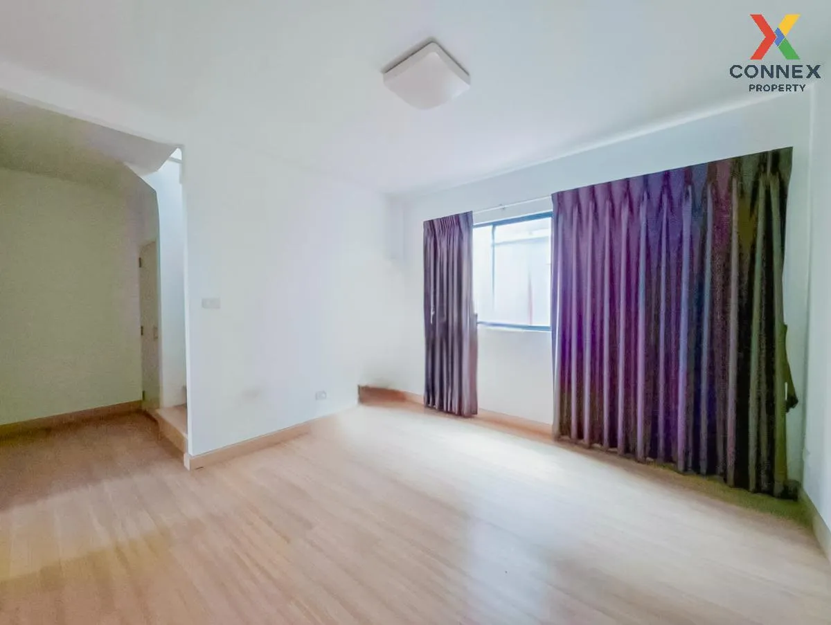 For Sale Townhouse/Townhome  , Pruksa Ville 65/2 Srisaman , Ban M