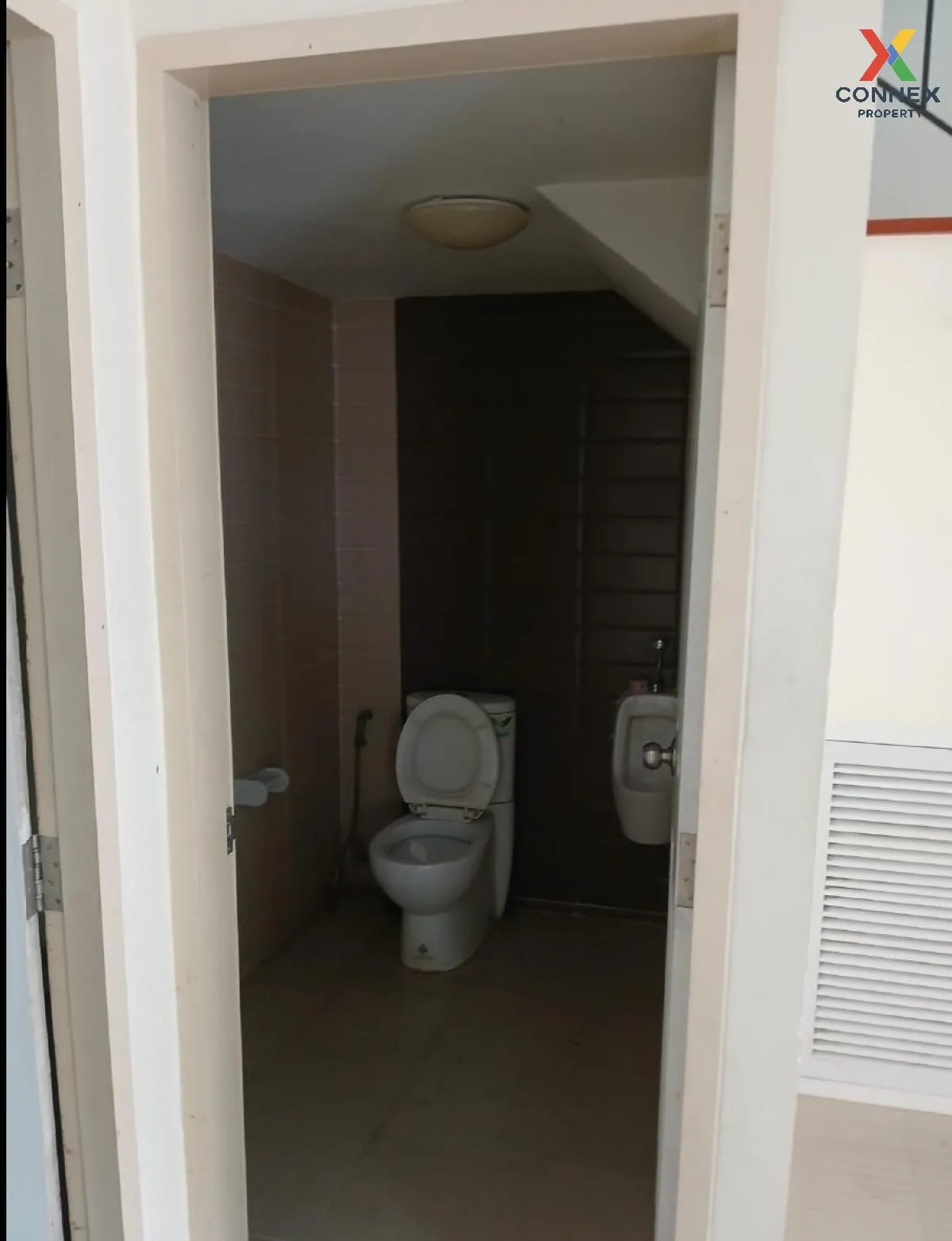 ขายทาวน์เฮ้าส์/ทาวน์โฮม  ปรัชญา บิซโฮม อ่อนนุช ประเวศ เขต ประเวศ 