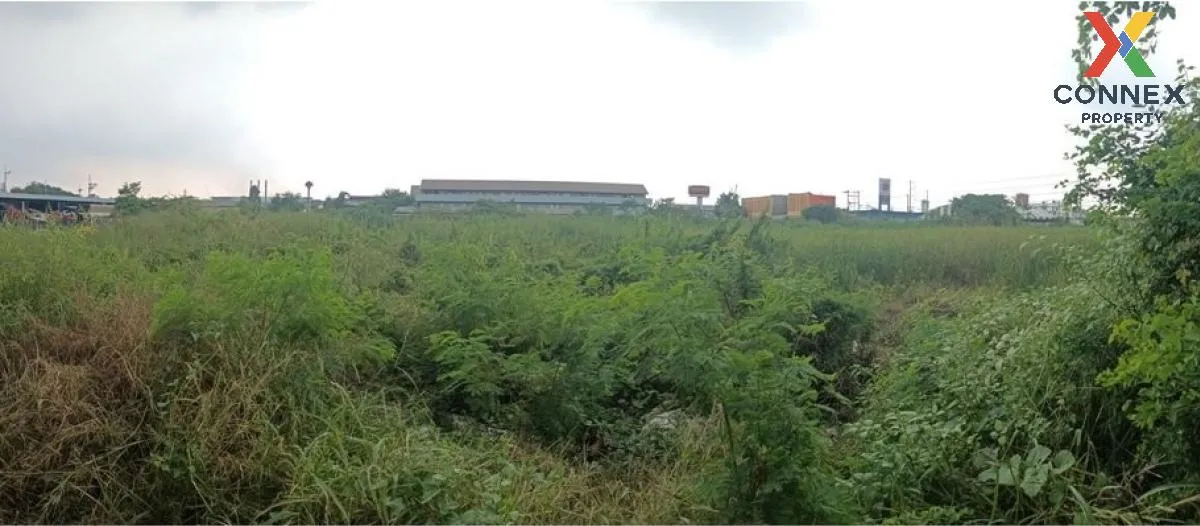 For Sale land 18 rai 2 ngan, Setthakit 1 Road Samut Sakhon , Tha  1