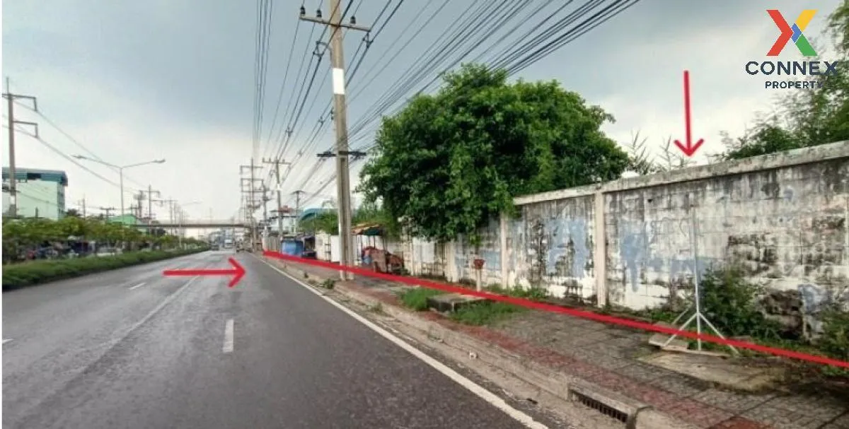 For Sale land 18 rai 2 ngan, Setthakit 1 Road Samut Sakhon , Tha  3