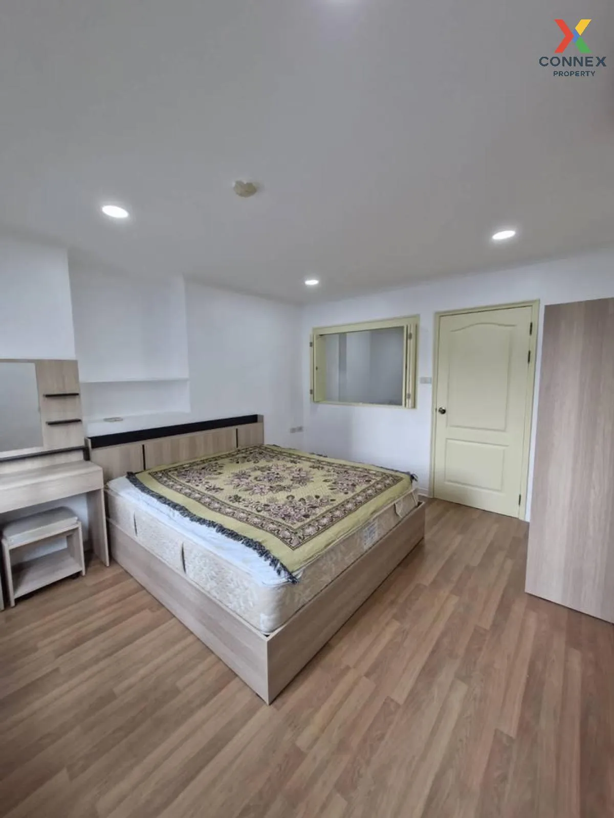 เช่าคอนโด  ลุมพินี เพลส นราธิวาสราชนครินทร์ BTS-ช่องนนทรี ทุ่งวัด 2