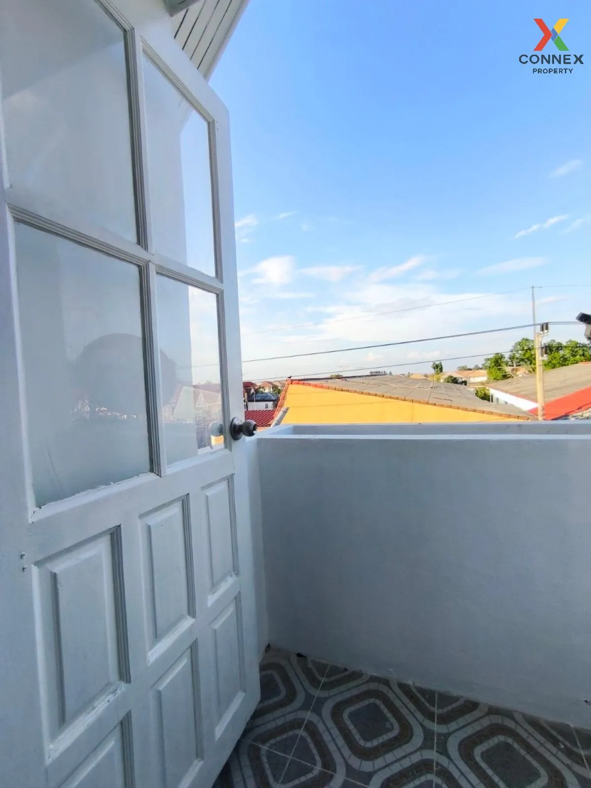 For Sale Townhouse/Townhome  , Uthong Place 2 , newly renovated , For Sale Townhouse/Townhome  , Uthong Place 2 , newly renovated ,