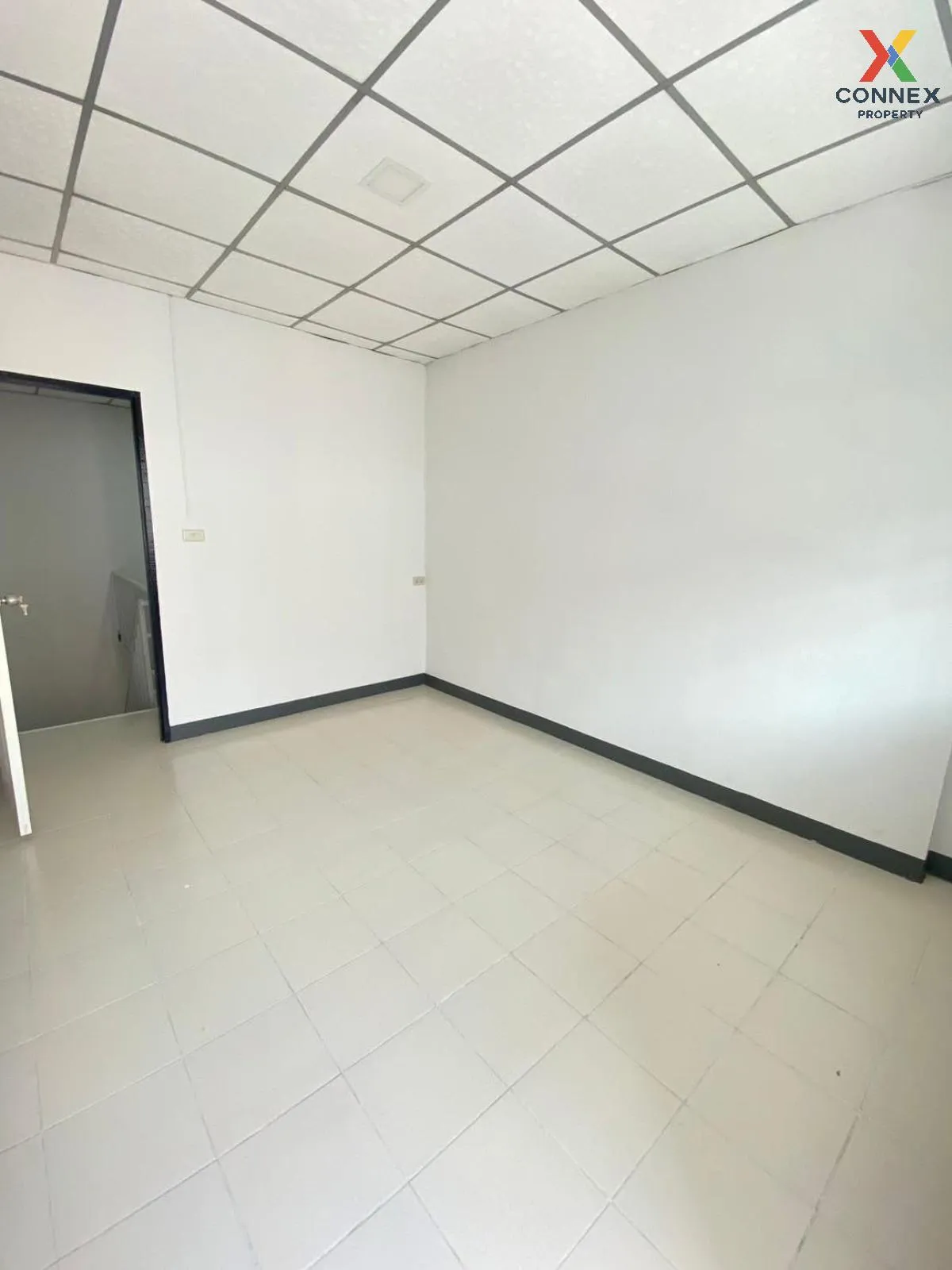 ขายทาวน์เฮ้าส์/ทาวน์โฮม  บ้านเจริญลาภ 5 รีโนเวทใหม่ ลำผักกูด ธัญบ