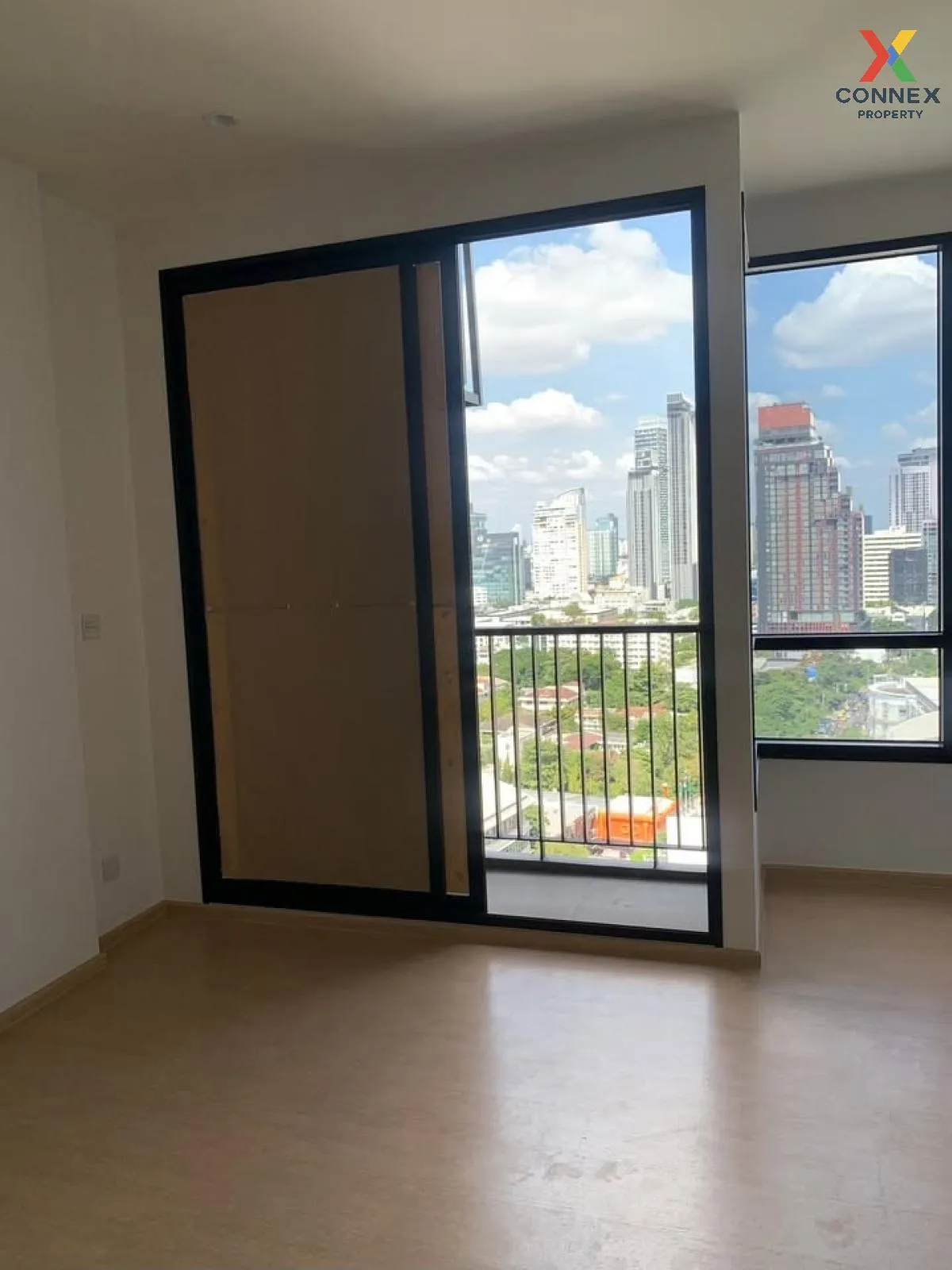 For Sale Condo , Maru Ekamai 2 , BTS-Ekkamai , Phra Khanong Nuea  1