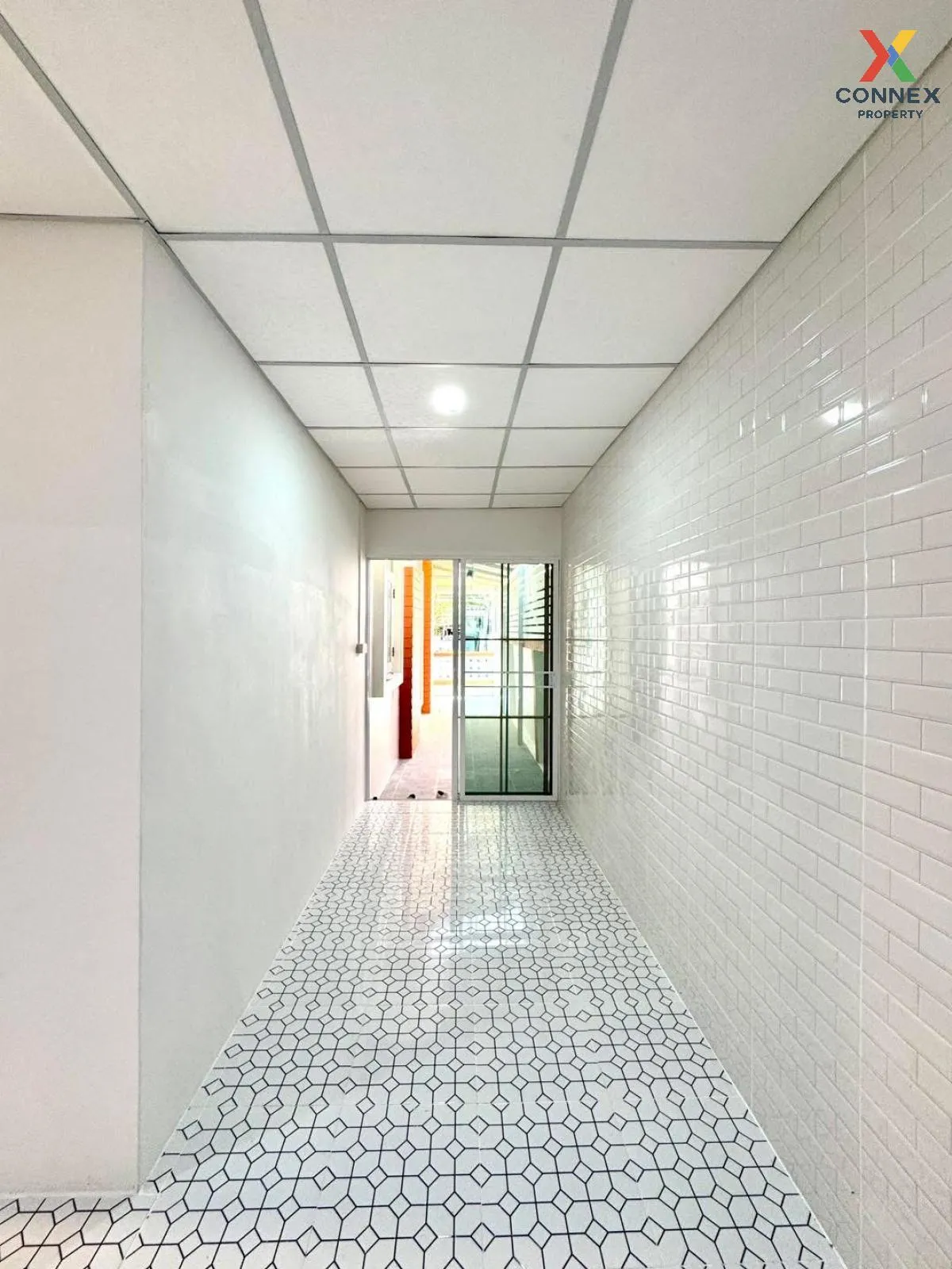 For Sale Townhouse/Townhome  , U Thong Place 5 , newly renovated 