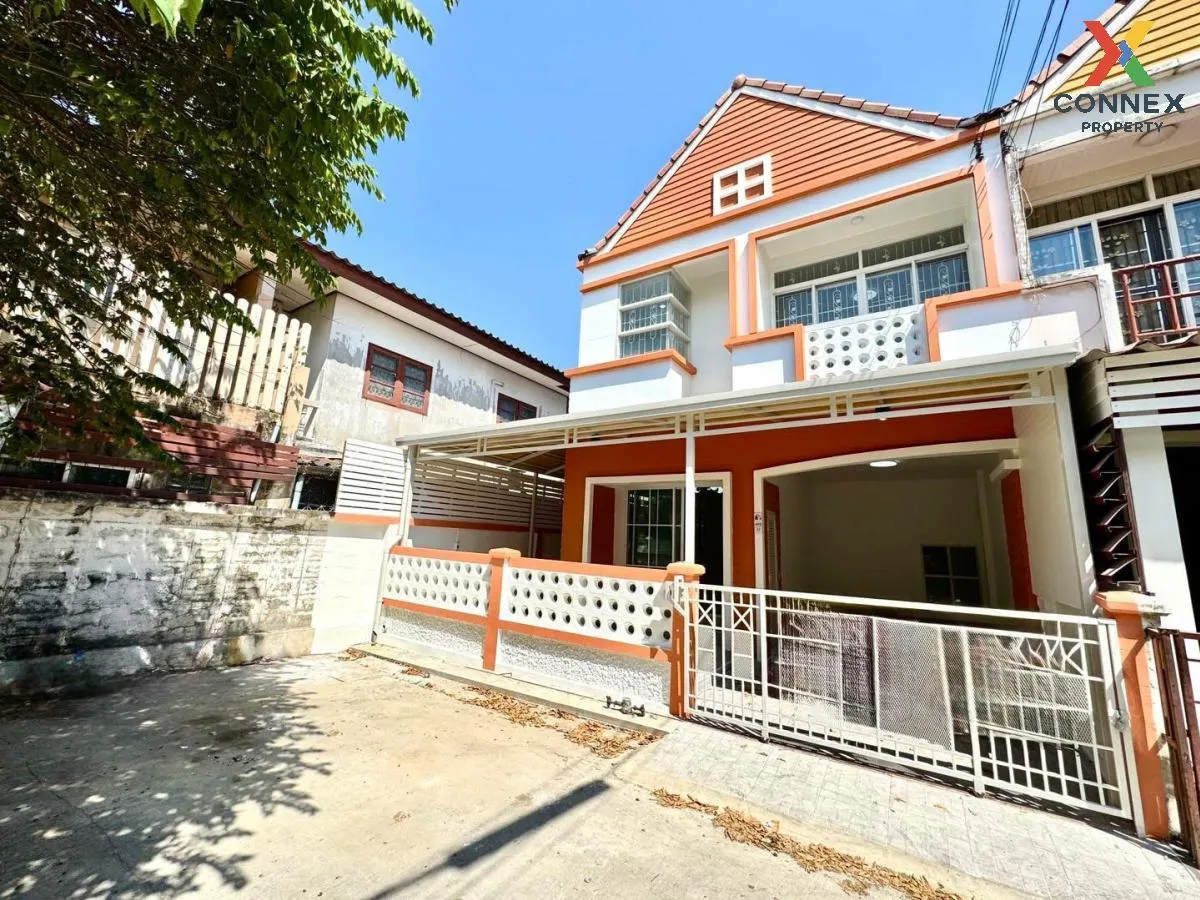 For Sale Townhouse/Townhome  , U Thong Place 5 , newly renovated  2