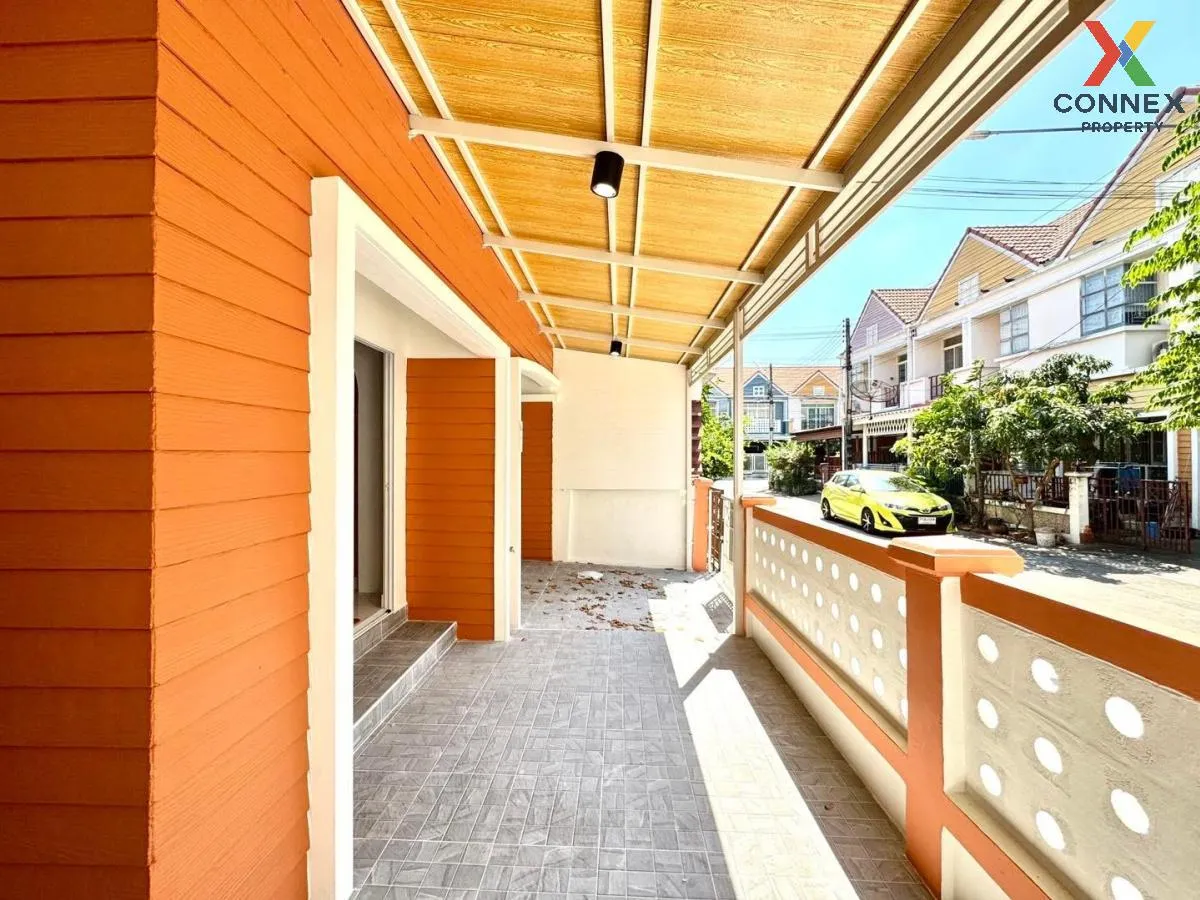 For Sale Townhouse/Townhome  , U Thong Place 5 , newly renovated 