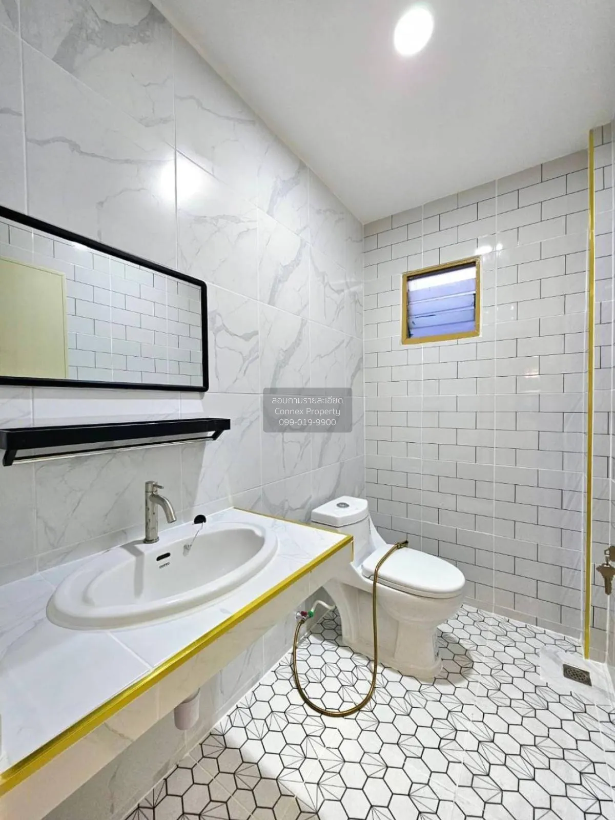 For Sale Townhouse/Townhome  , Baan Buathong 4 Baan Kluay-Sai Noi