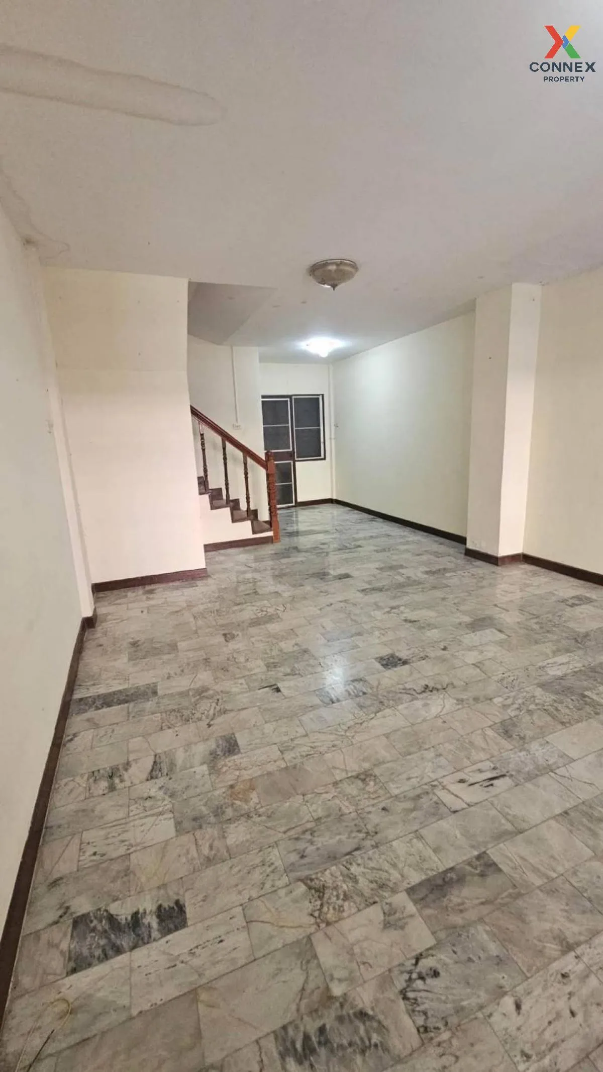 For Sale Townhouse/Townhome  , K.C. Ramindra 1 , Sam Wa Tawan Tok For Sale Townhouse/Townhome  , K.C. Ramindra 1 , Sam Wa Tawan Tok 3