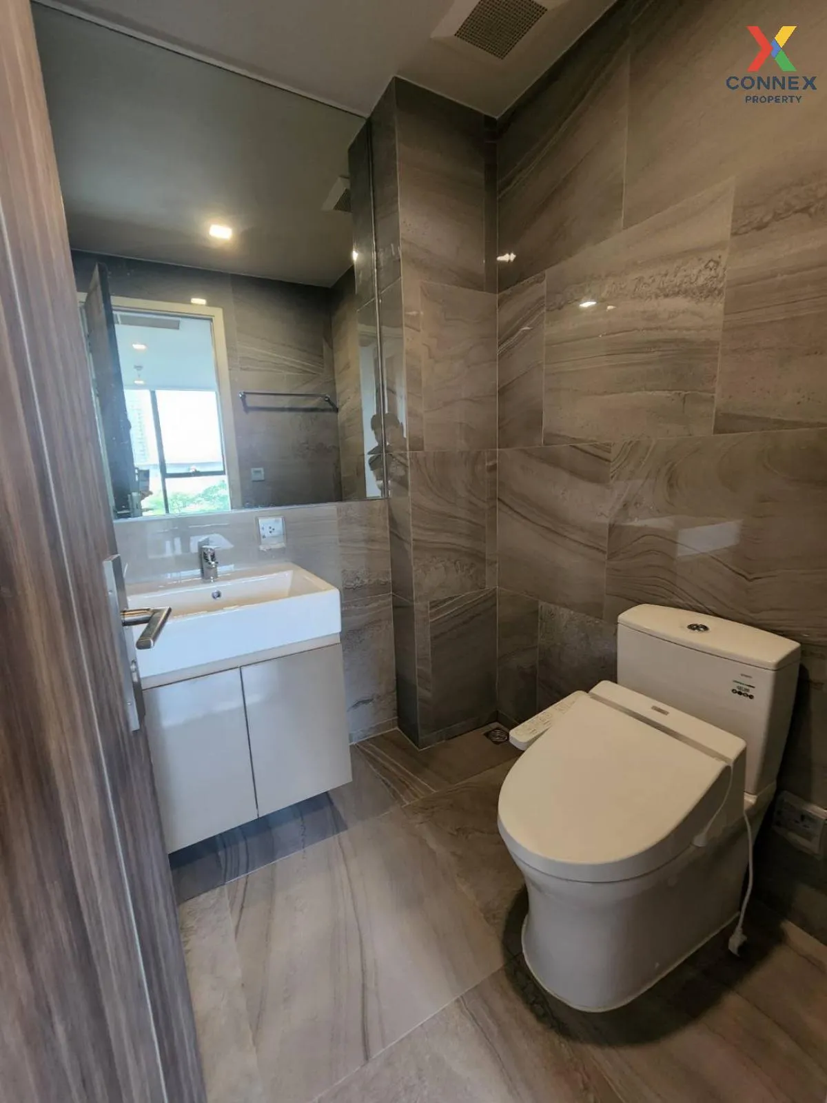 FOR SALE condo , Ideo Q Sukhumvit 36 , BTS-Thong Lo , Khlong Tan 