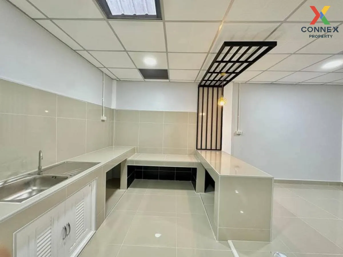 ขายทาวน์เฮ้าส์/ทาวน์โฮม  บัวทองธานี พาร์ค บางบัวทอง บางบัวทอง นนท