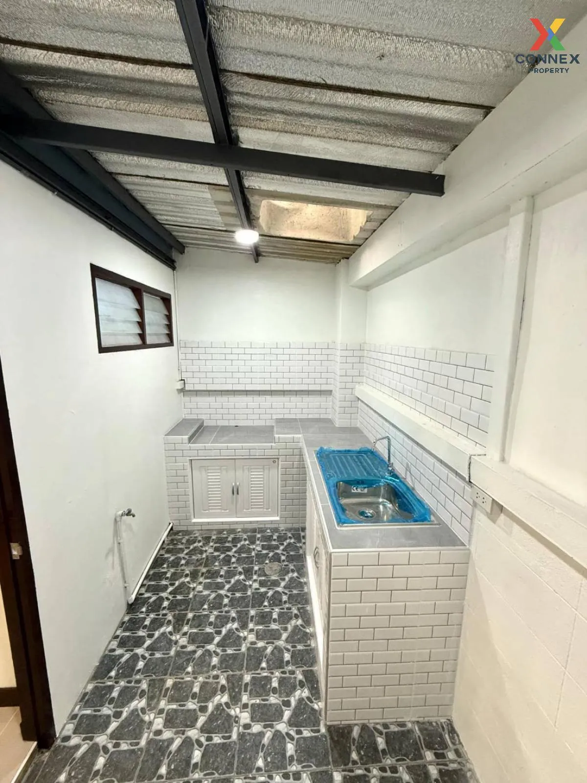 For Sale Townhouse/Townhome  , Phetkasem Pailin , newly renovated For Sale Townhouse/Townhome  , Phetkasem Pailin , newly renovated