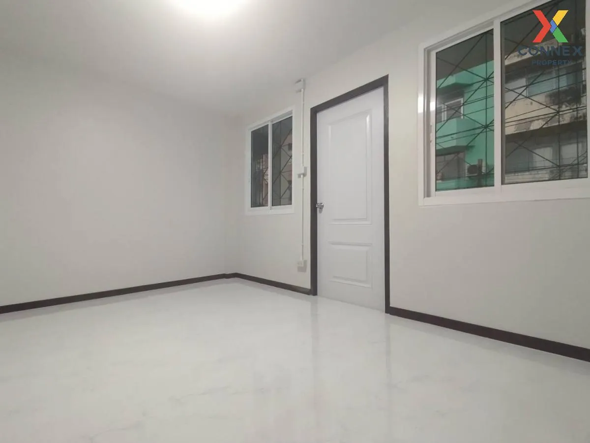 For Sale Townhouse/Townhome  , Yuli Pak Nam , Pak Nam , Mueang Sa