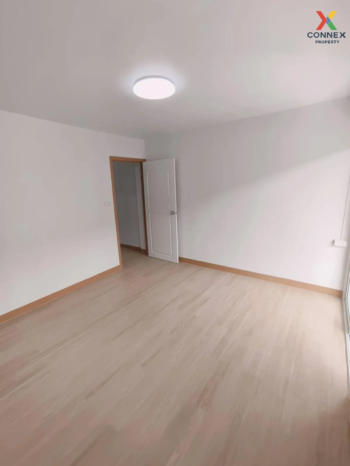 For Sale Townhouse/Townhome  , Kusonsong Samakkhi , newly renovat For Sale Townhouse/Townhome  , Kusonsong Samakkhi , newly renovat