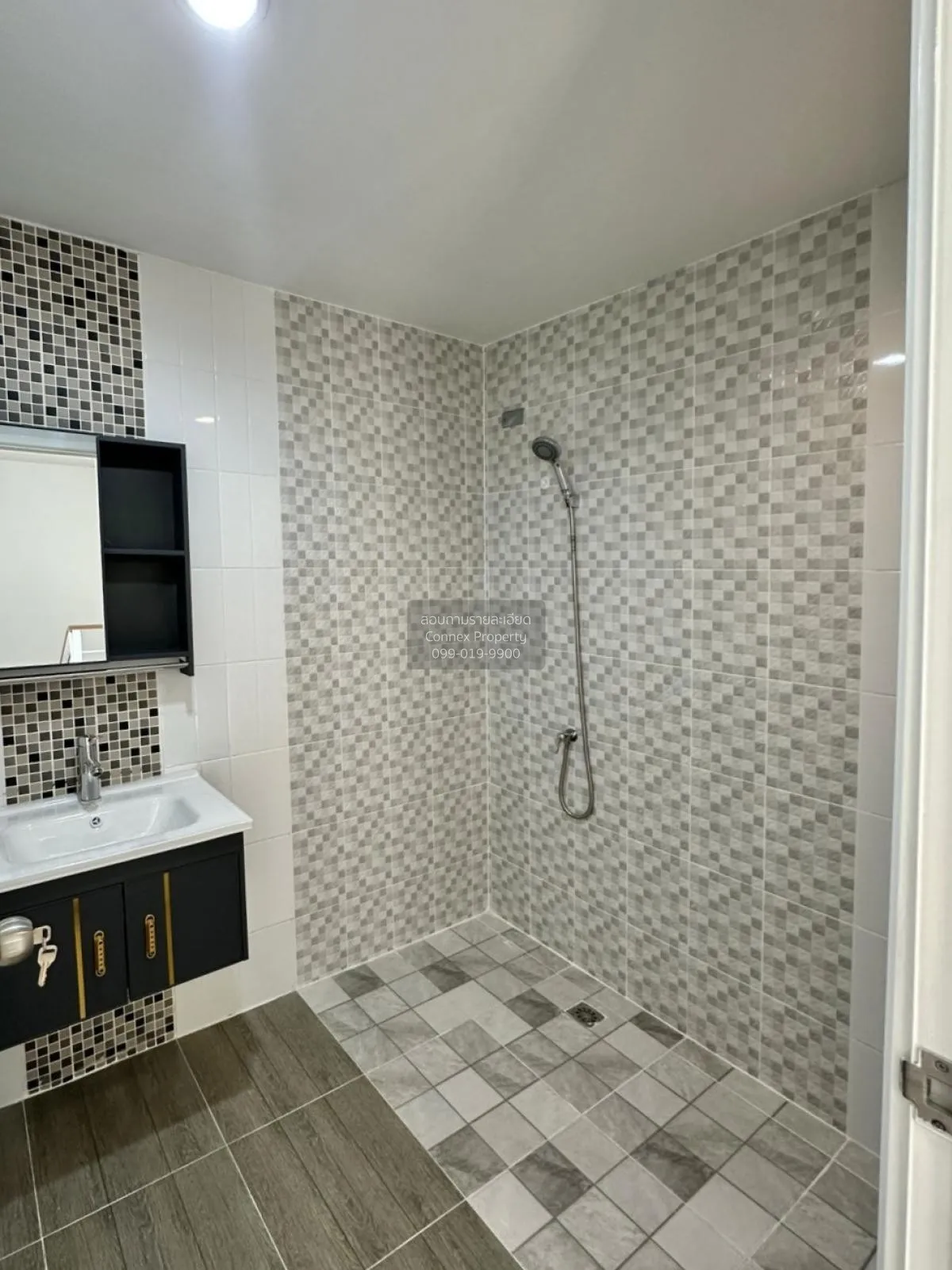 ขายทาวน์เฮ้าส์/ทาวน์โฮม  เดอะ คอนเนค 22 รามอินทรา-มีนบุรี มีนบุรี