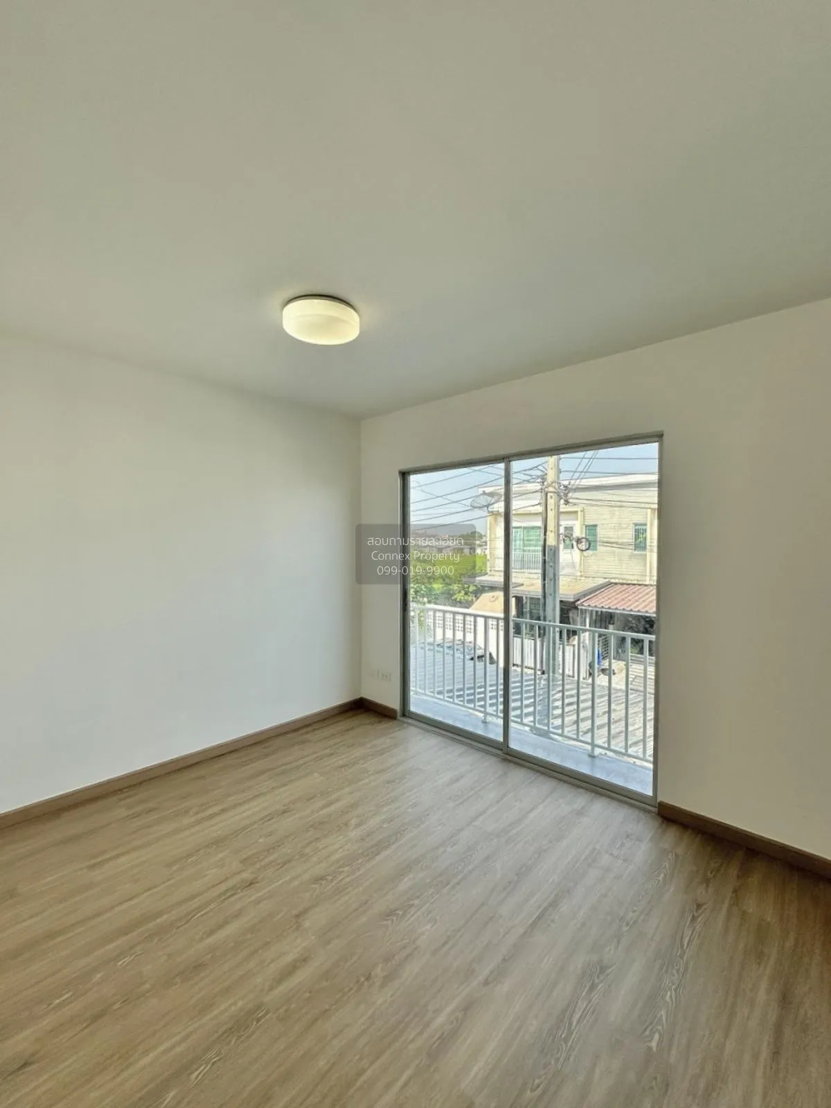 ขายทาวน์เฮ้าส์/ทาวน์โฮม  เดอะ คอนเนค 22 รามอินทรา-มีนบุรี มีนบุรี