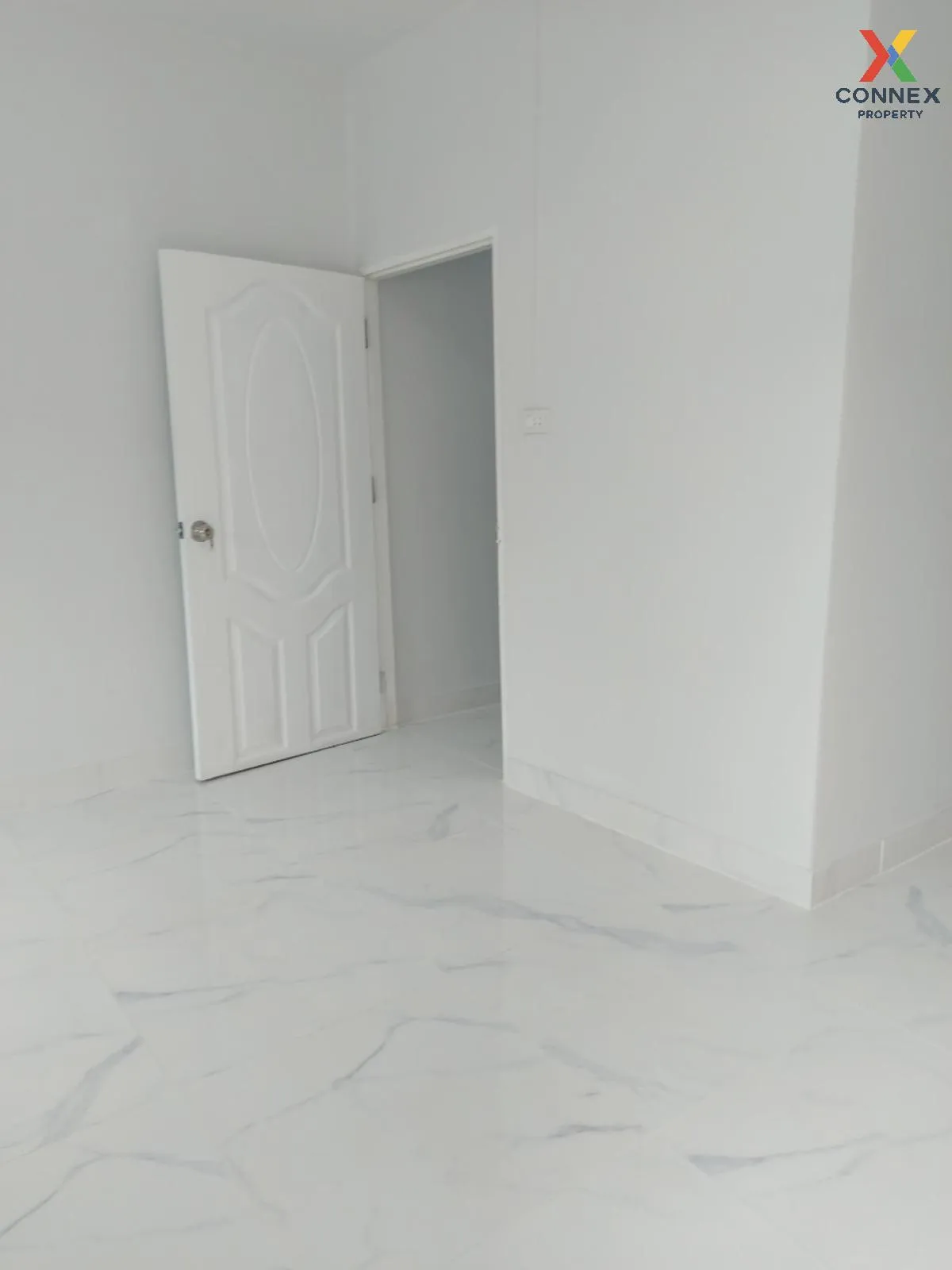 For Sale Townhouse/Townhome  , Baan Chat Narong Villa 3 , newly r