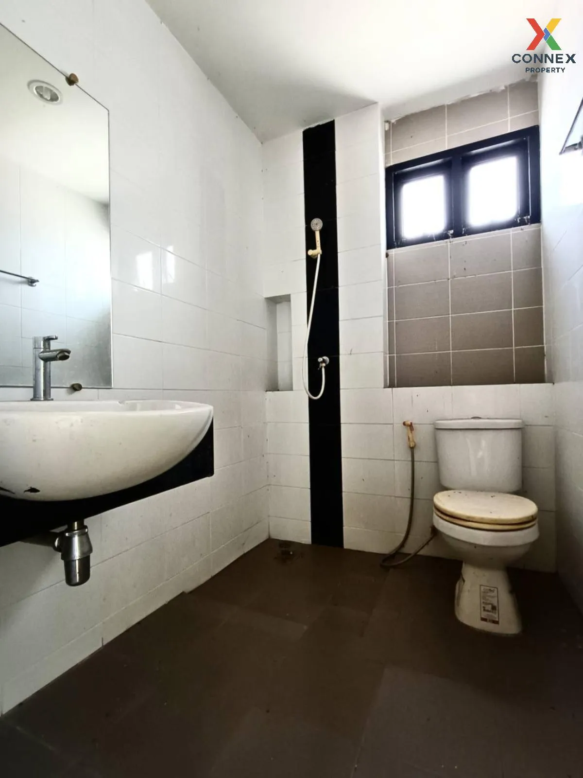 ขายบ้าน  บ้านเบญจพล 3 ห้องมุม หน้ากว้าง วัดประดู่ เมืองสุราษฎร์ธา ขายบ้าน  บ้านเบญจพล 3 ห้องมุม หน้ากว้าง วัดประดู่ เมืองสุราษฎร์ธา