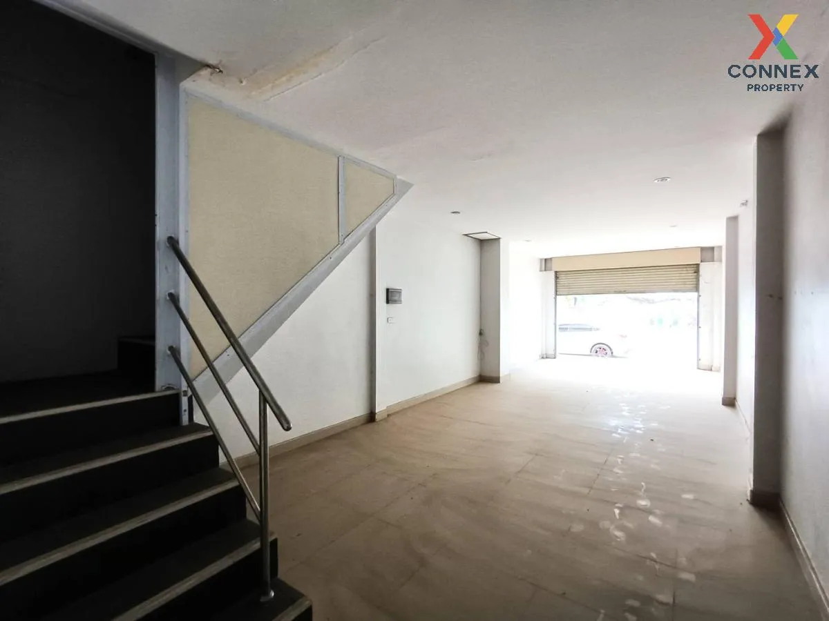 ขายอาคารพาณิชย์ ซีทาวน์โมเดร์นเพลส ห้องมุม หน้ากว้าง วัดประดู่ เม ขายอาคารพาณิชย์ ซีทาวน์โมเดร์นเพลส ห้องมุม หน้ากว้าง วัดประดู่ เม 3