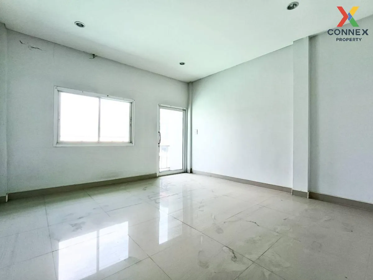 ขายอาคารพาณิชย์ ซีทาวน์โมเดร์นเพลส ห้องมุม หน้ากว้าง วัดประดู่ เม ขายอาคารพาณิชย์ ซีทาวน์โมเดร์นเพลส ห้องมุม หน้ากว้าง วัดประดู่ เม