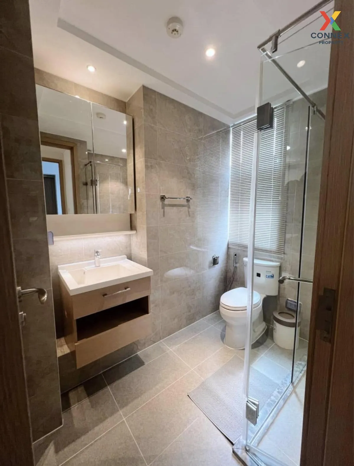 เช่าคอนโด  รีเกิล สาทร - นราธิวาส BTS-ช่องนนทรี ทุ่งมหาเมฆ เขต สา