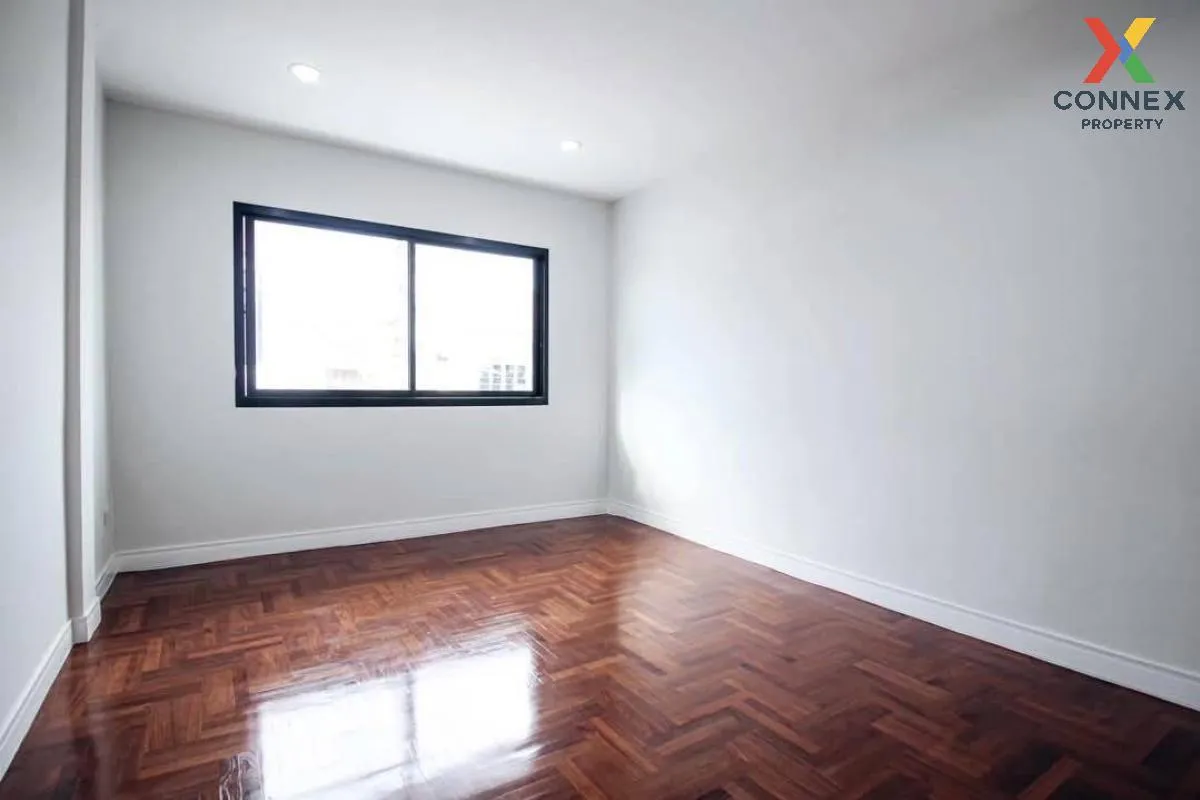 For Sale House , Pinklao Garden City , high floor , wide frontage