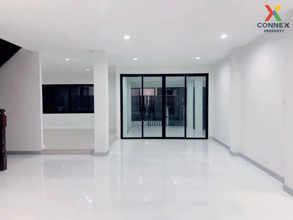 For Sale House , Pinklao Garden City , high floor , wide frontage
