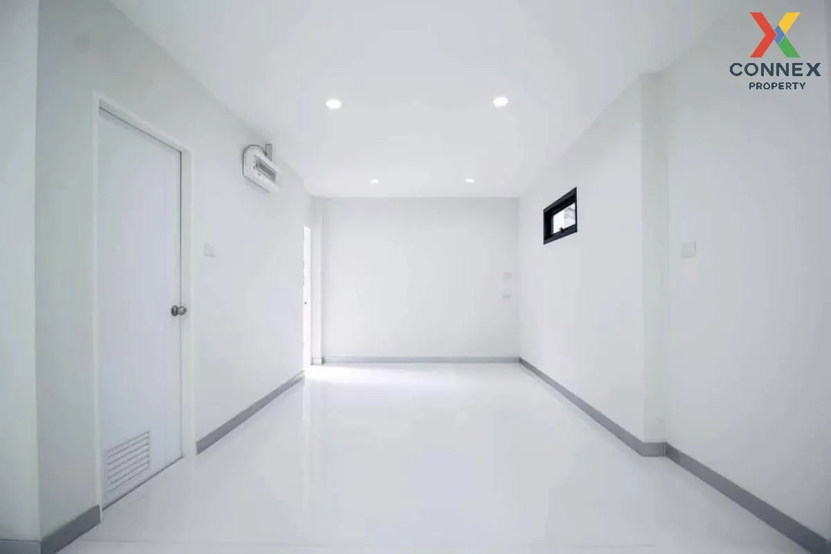 For Sale House , Pinklao Garden City , high floor , wide frontage