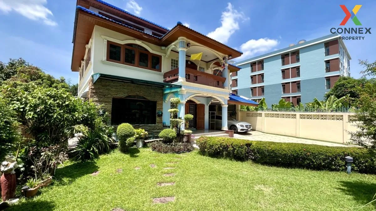 For Rent 3-storey detached house, Soi Bangna-Trad. , Bang Na Nuea