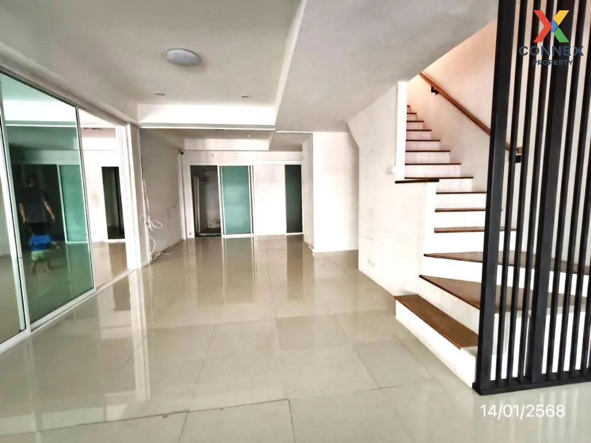 ขายโฮมออฟฟิศ  ดิ ไอบอกซ์ คลองกุ่ม เขต บึงกุ่ม กรุงเทพ CX-116599