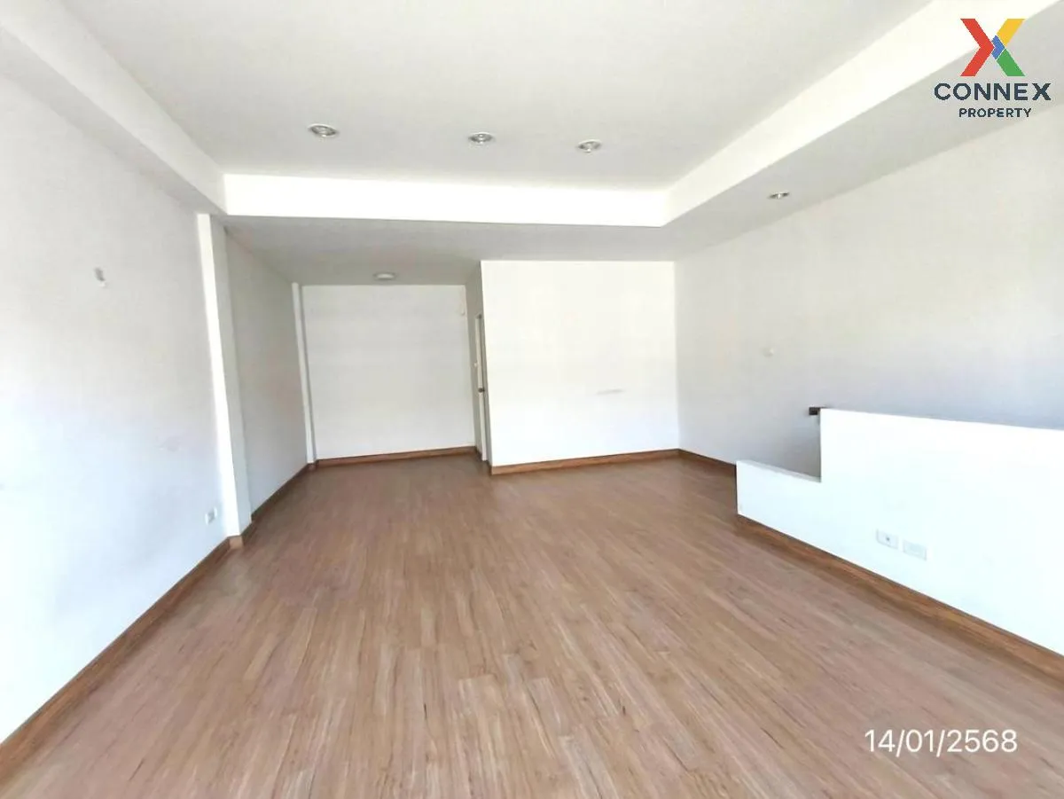 ขายโฮมออฟฟิศ  ดิ ไอบอกซ์ คลองกุ่ม เขต บึงกุ่ม กรุงเทพ CX-116599