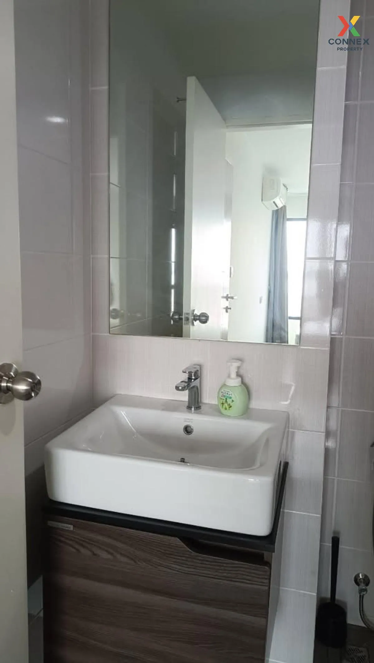 For Rent Condo , Notting Hill Phahol - Kaset , BTS-11 Infantry Re