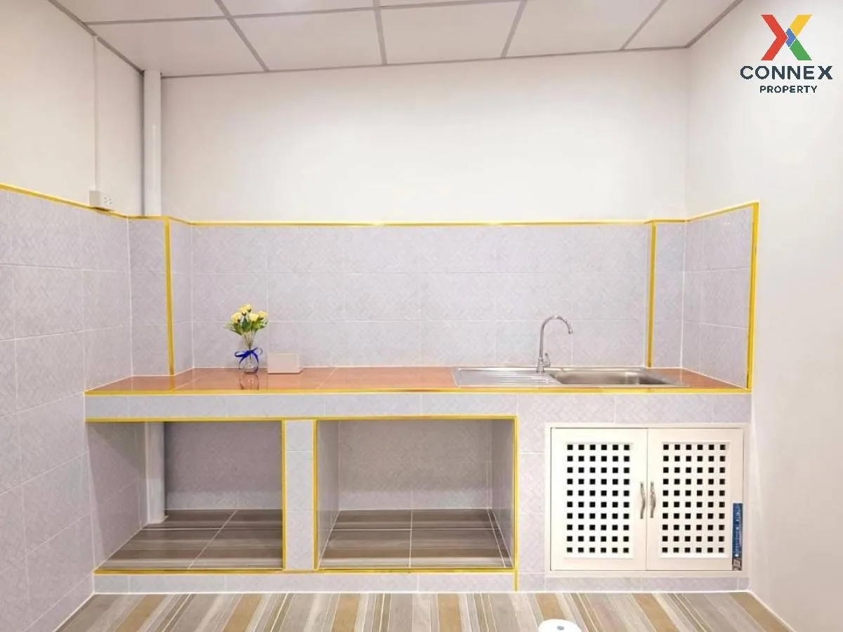 ขายทาวน์เฮ้าส์/ทาวน์โฮม  บ้านร่มเงาไม้ รีโนเวทใหม่ บางบัวทอง บางบ