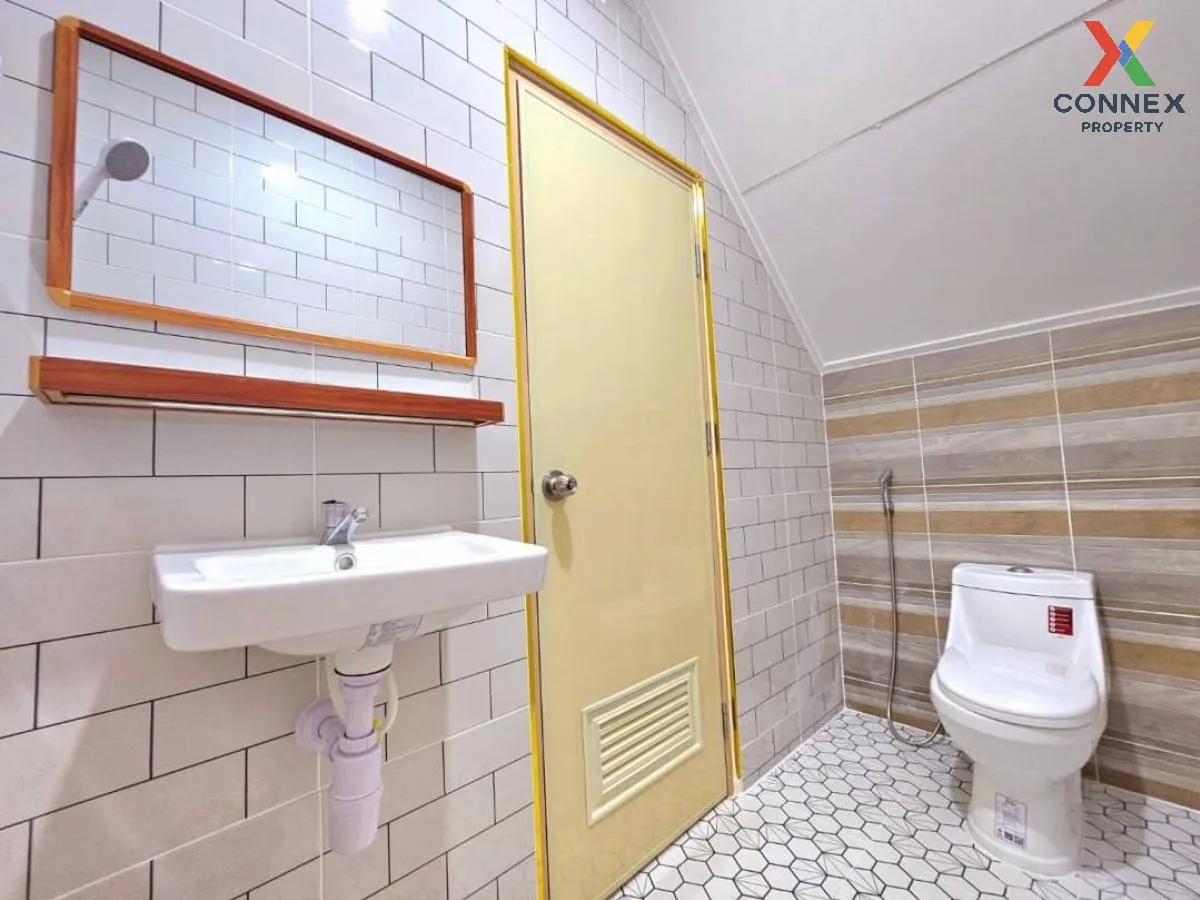 ขายทาวน์เฮ้าส์/ทาวน์โฮม  บ้านร่มเงาไม้ รีโนเวทใหม่ บางบัวทอง บางบ