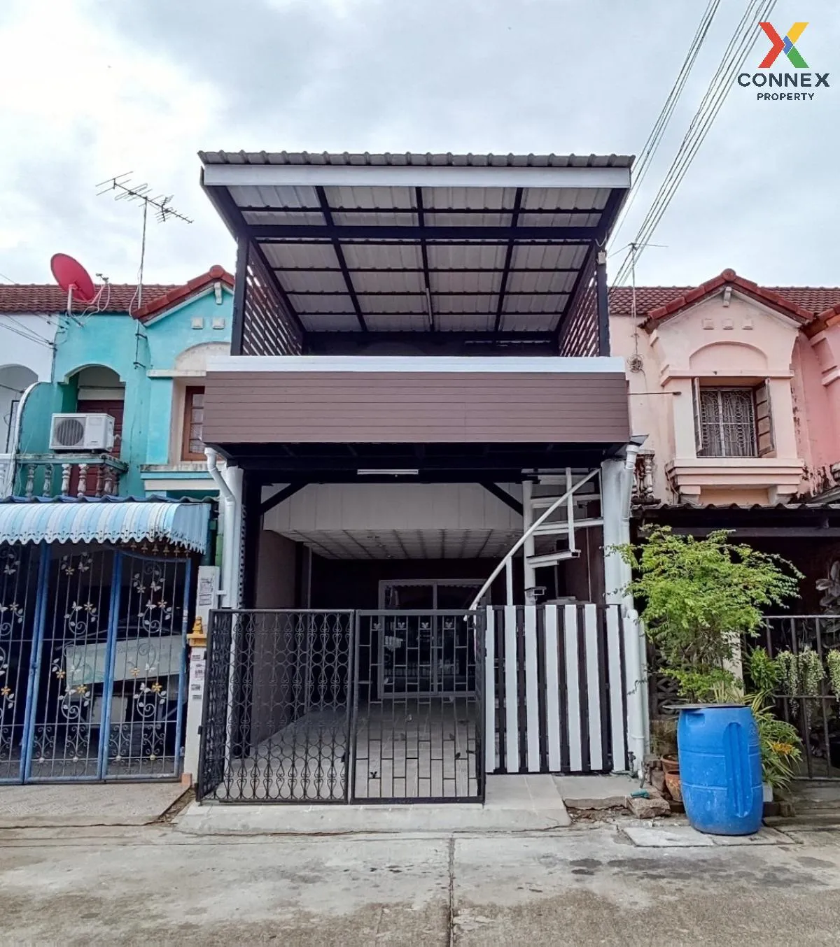 For Sale Townhouse/Townhome  , Baan Rin Thong , newly renovated , 1