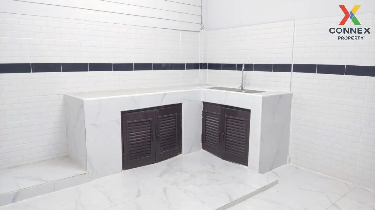 For Sale Townhouse/Townhome  , Baan Rin Thong , newly renovated , 4