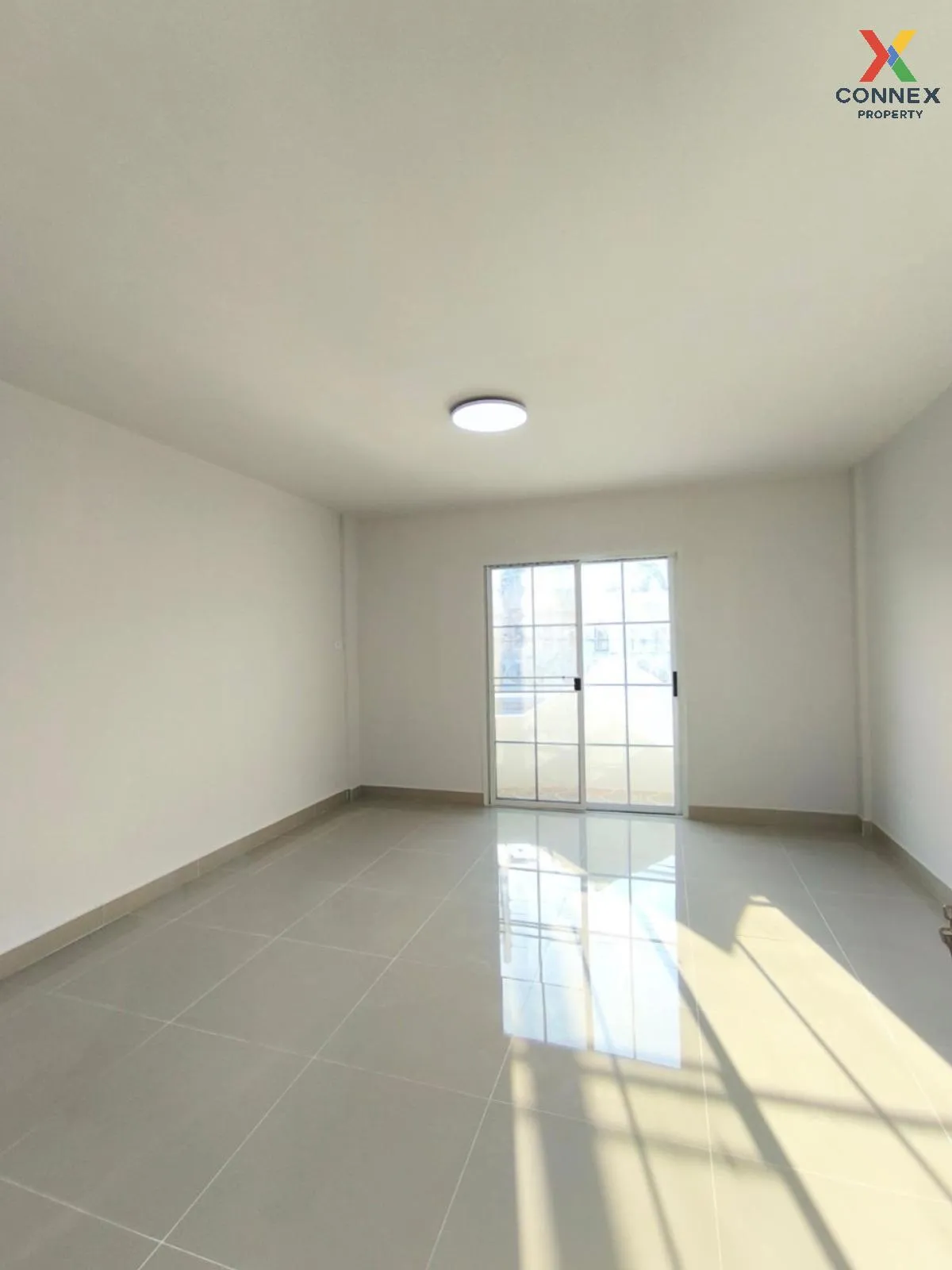 For Sale Townhouse/Townhome  ,  Diamon Ville Lumlukka Klong 2 , n For Sale Townhouse/Townhome  ,  Diamon Ville Lumlukka Klong 2 , n