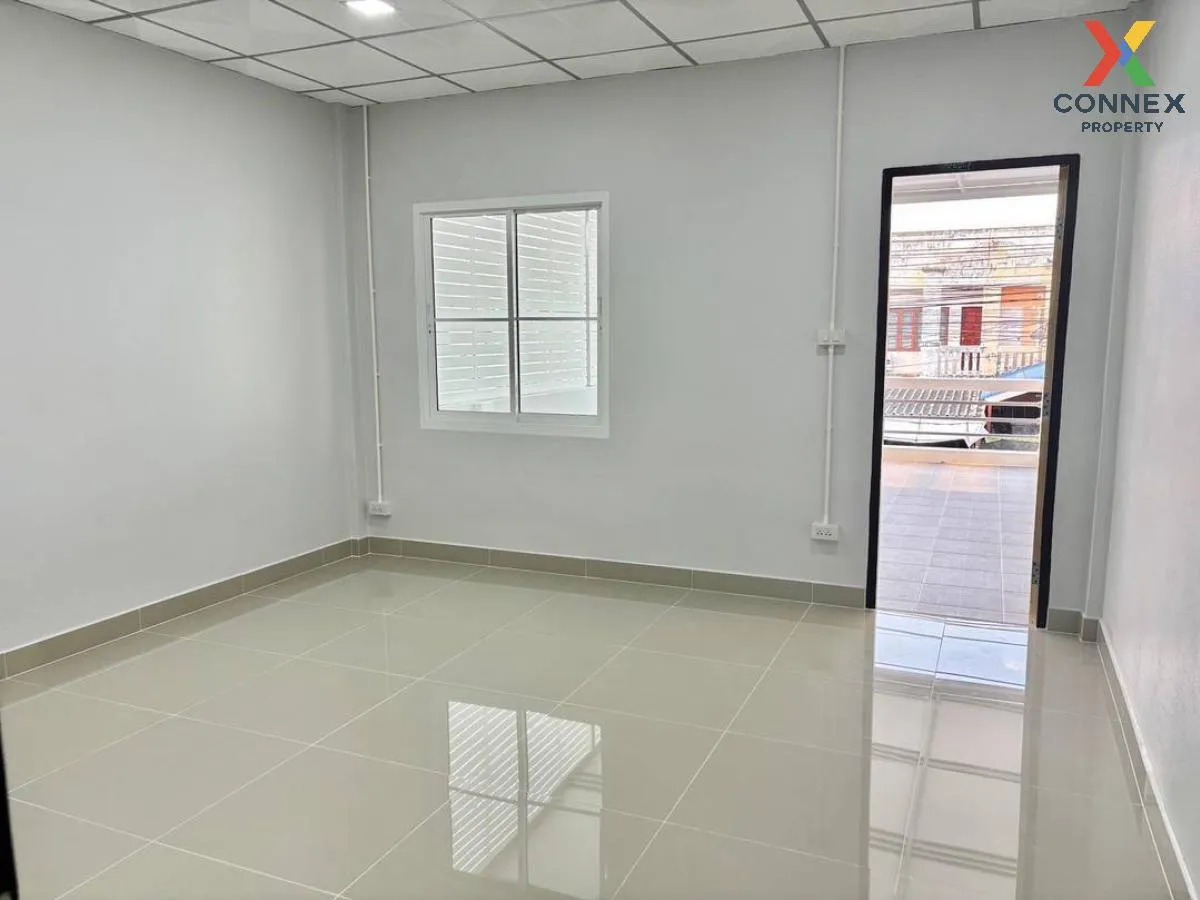 For Sale Townhouse/Townhome  , Baan Rom Ngao Mai , Bang Bua Thong