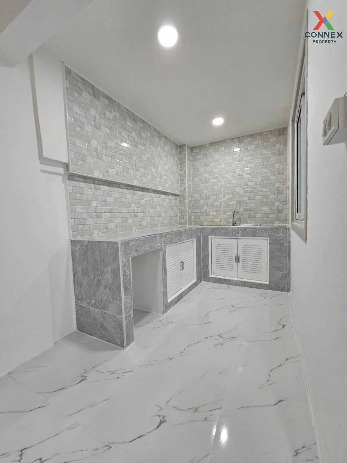 ขายทาวน์เฮ้าส์/ทาวน์โฮม  บ้านพฤกษา 3 บางบัวทอง รีโนเวทใหม่ บางคูร