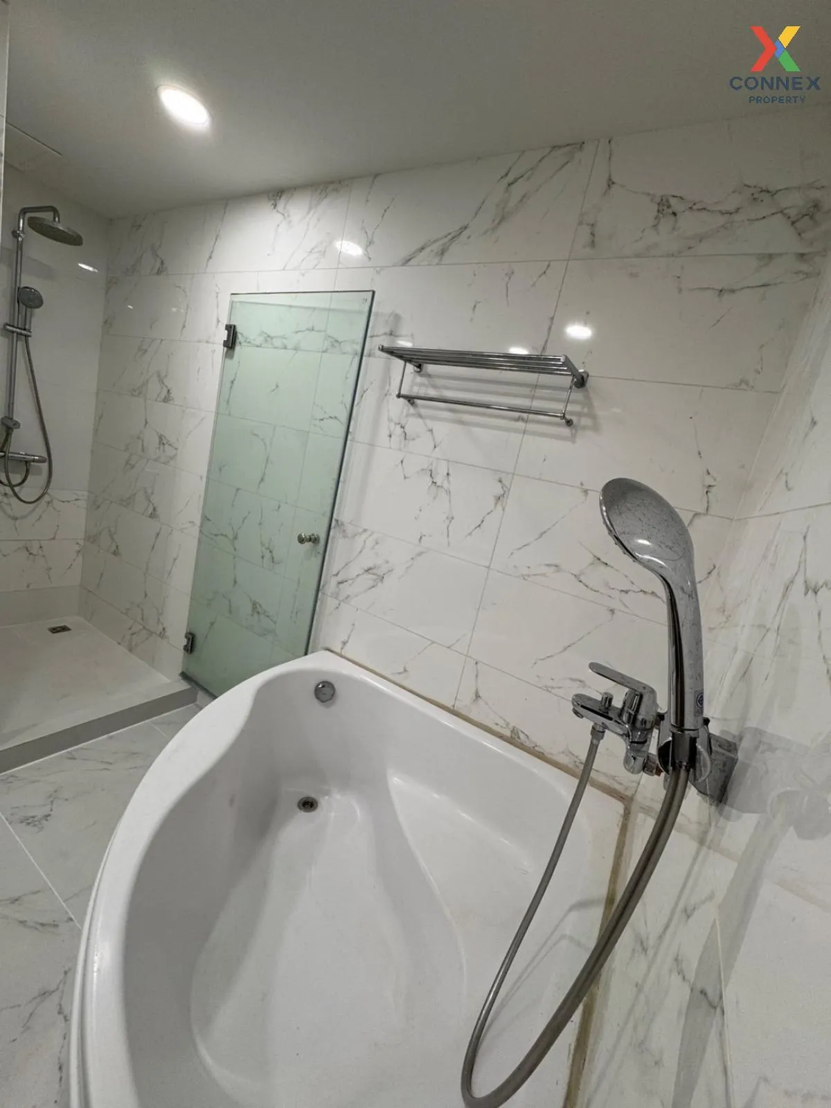 เช่าคอนโด  บ้าน ถนน สารสิน BTS-สถานีราชดำริ ลุมพินี เขต ปทุมวัน ก