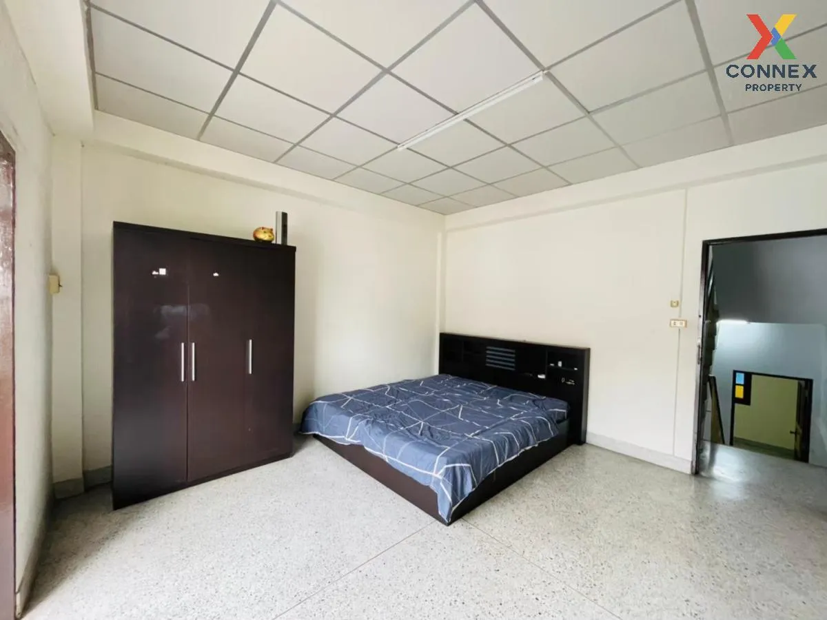 ขายทาวน์เฮ้าส์ 2ชั้น ซอยเพชรเกษม 28 คูหาสวรรค์ เขต ภาษีเจริญ กรุง