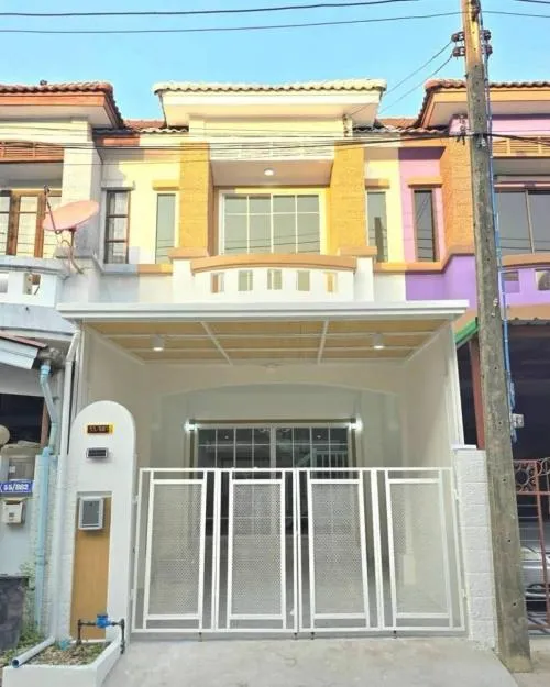 ขายทาวน์เฮ้าส์/ทาวน์โฮม  หมู่บ้านปาริชาติ 345 บางคูวัด เมืองปทุมธานี ปทุมธานี CX-116818