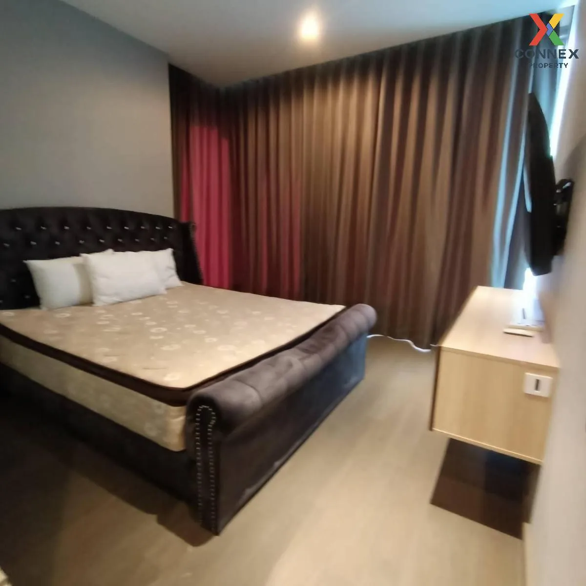 เช่าคอนโด  ดิ เอส แอท สิงห์คอมเพล็กซ์ MRT-เพชรบุรี บางกะปิ เขต ห้