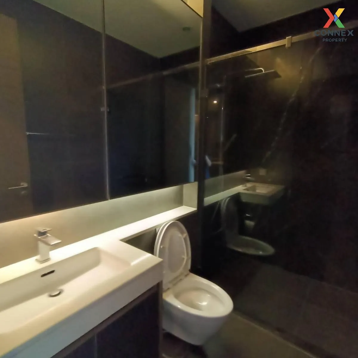 เช่าคอนโด  ดิ เอส แอท สิงห์คอมเพล็กซ์ MRT-เพชรบุรี บางกะปิ เขต ห้