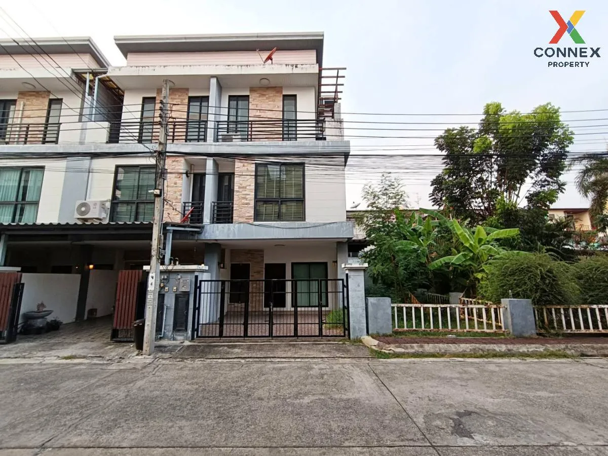 ขายทาวน์เฮ้าส์/ทาวน์โฮม  เมอริท เพลส ลาดพร้าว 87 คลองเจ้าคุณสิงห์ ขายทาวน์เฮ้าส์/ทาวน์โฮม  เมอริท เพลส ลาดพร้าว 87 คลองเจ้าคุณสิงห์ 1