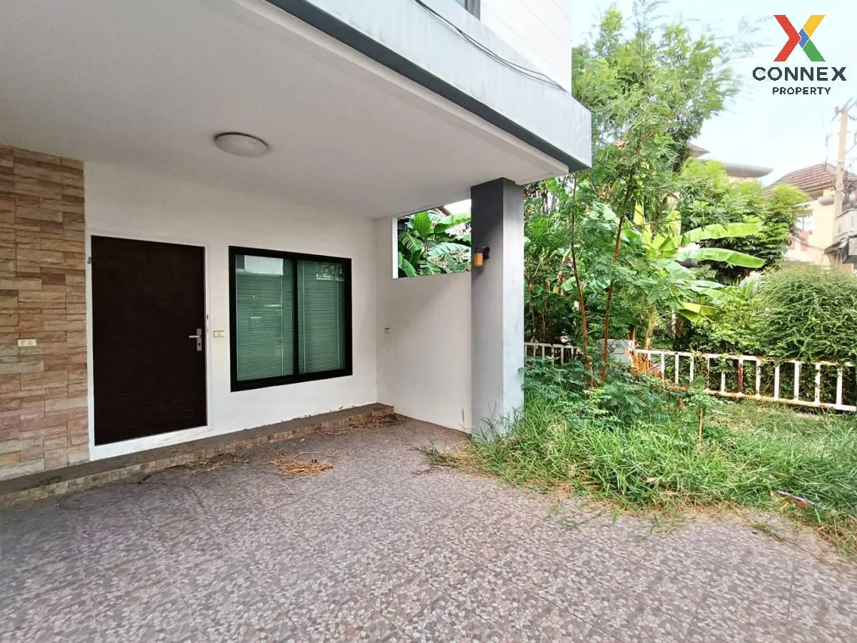 ขายทาวน์เฮ้าส์/ทาวน์โฮม  เมอริท เพลส ลาดพร้าว 87 คลองเจ้าคุณสิงห์ ขายทาวน์เฮ้าส์/ทาวน์โฮม  เมอริท เพลส ลาดพร้าว 87 คลองเจ้าคุณสิงห์ 4