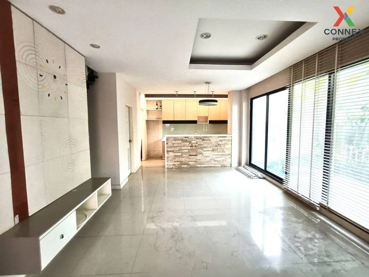 ขายทาวน์เฮ้าส์/ทาวน์โฮม  เมอริท เพลส ลาดพร้าว 87 คลองเจ้าคุณสิงห์ ขายทาวน์เฮ้าส์/ทาวน์โฮม  เมอริท เพลส ลาดพร้าว 87 คลองเจ้าคุณสิงห์