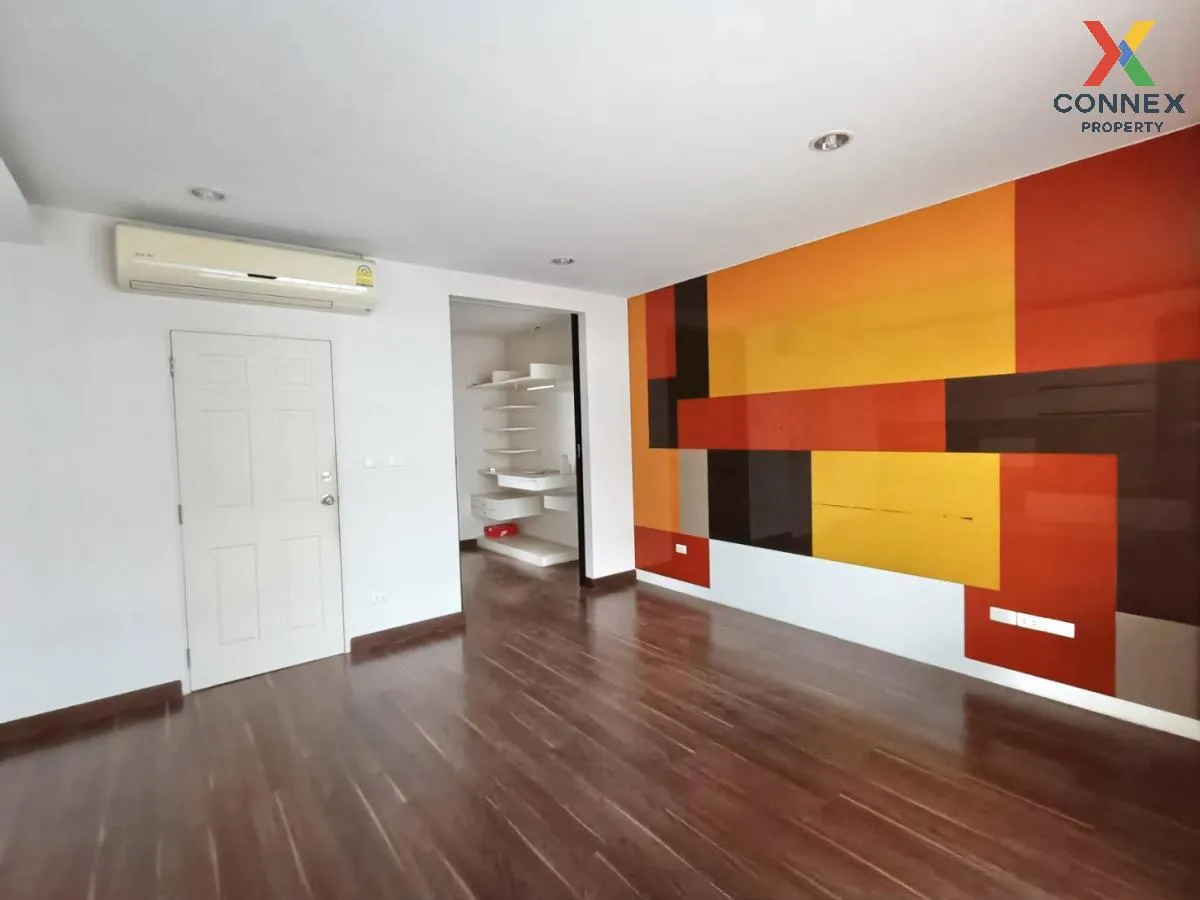 ขายทาวน์เฮ้าส์/ทาวน์โฮม  เมอริท เพลส ลาดพร้าว 87 คลองเจ้าคุณสิงห์ ขายทาวน์เฮ้าส์/ทาวน์โฮม  เมอริท เพลส ลาดพร้าว 87 คลองเจ้าคุณสิงห์