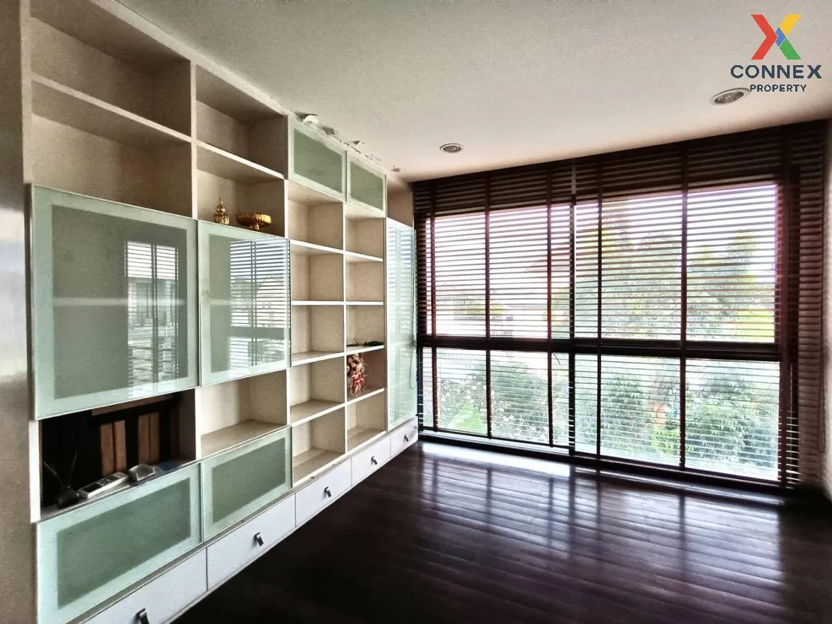 ขายทาวน์เฮ้าส์/ทาวน์โฮม  เมอริท เพลส ลาดพร้าว 87 คลองเจ้าคุณสิงห์ ขายทาวน์เฮ้าส์/ทาวน์โฮม  เมอริท เพลส ลาดพร้าว 87 คลองเจ้าคุณสิงห์