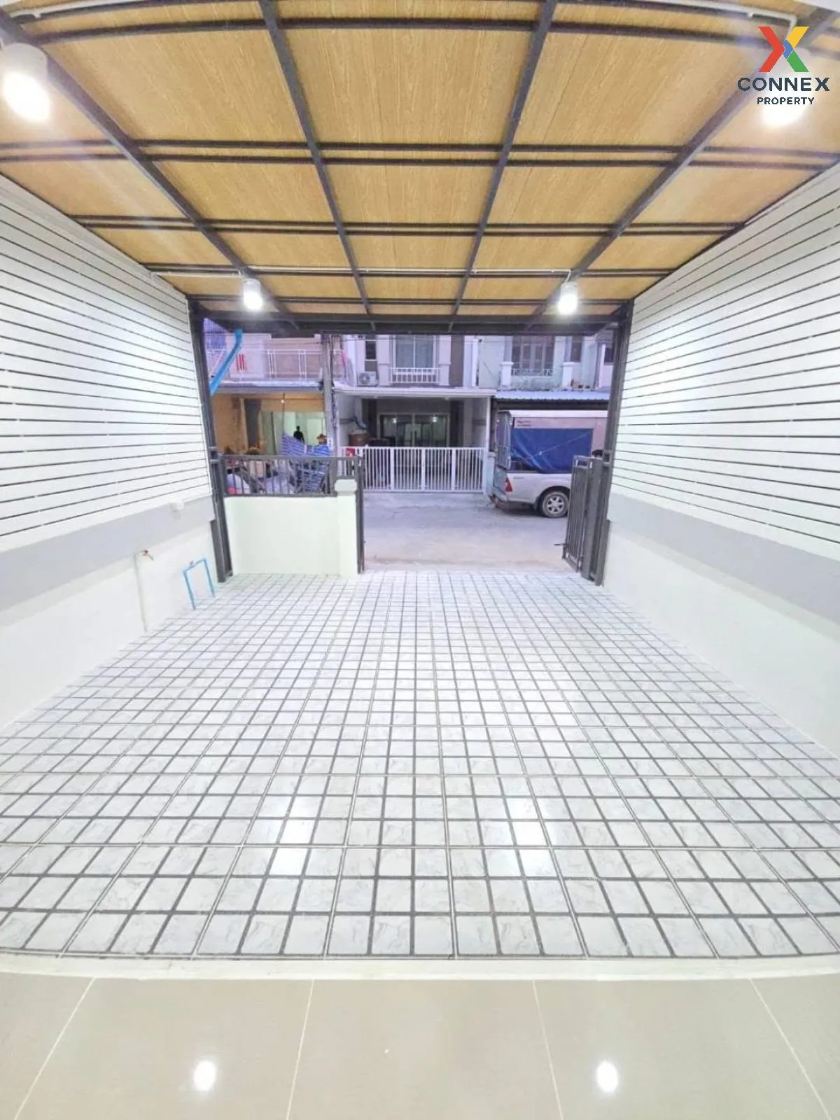 ขายทาวน์เฮ้าส์/ทาวน์โฮม  บ้านบัวทอง 4 บ้านกล้วย-ไทรน้อย รีโนเวทให 3